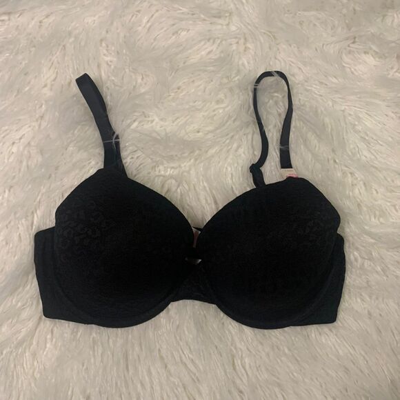 PINK Victoria's Secret Other - NEW Victoria's Secret PINK Black Leopard T-shirt Bra 36D